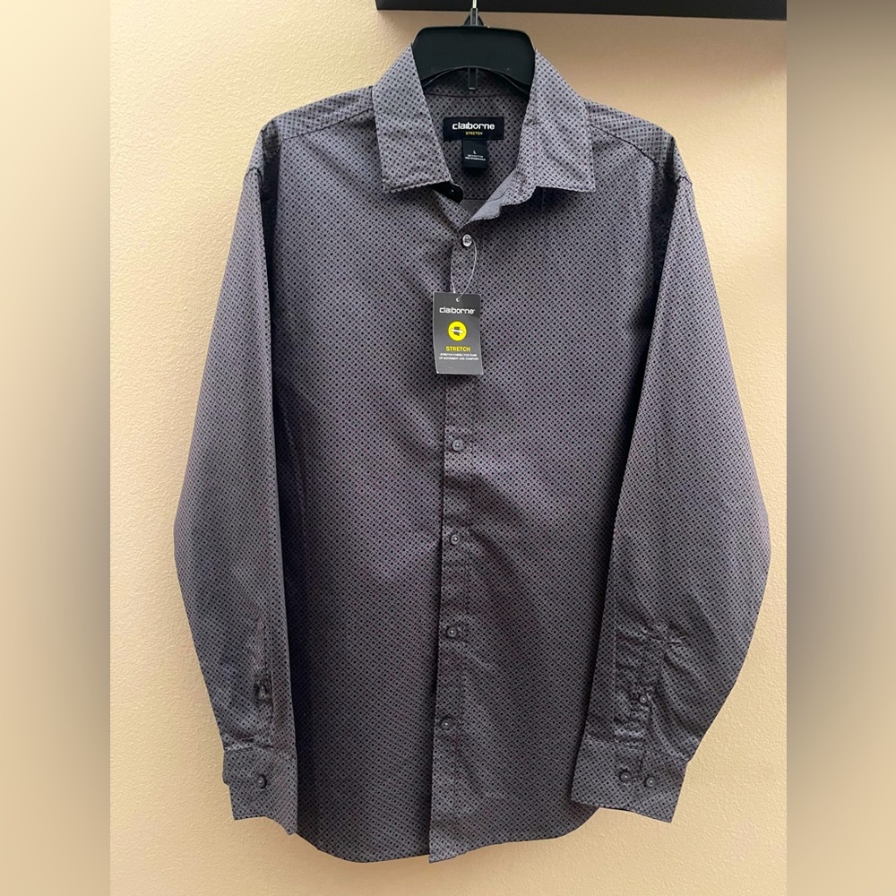 Long Sleeve Button Down Dress Shirt - Men’s Large